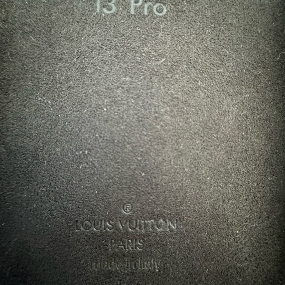 IPHONE CASE - Picture 7 of 8